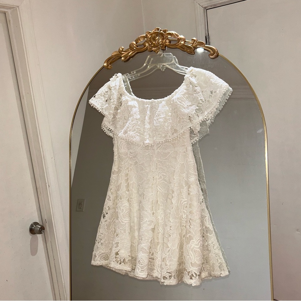 Forever 21 Ivory Lace Off the Shoulder Ruffle Dress